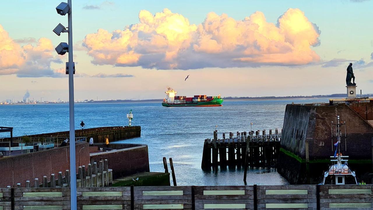 Appartement Havenzicht, Gelegen Aan Zee Met Zeezicht Vlissingen Kültér fotó